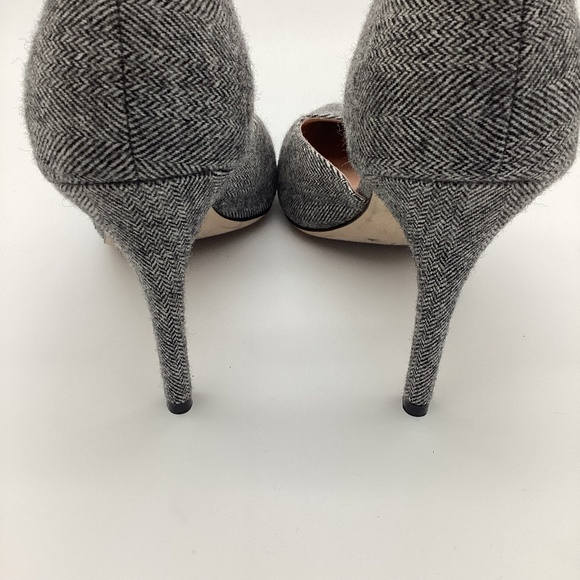 1727. Halogen Gray Herringbone Fabric Pointed Pumps NWOT Size 9 - Picture 6 of 8